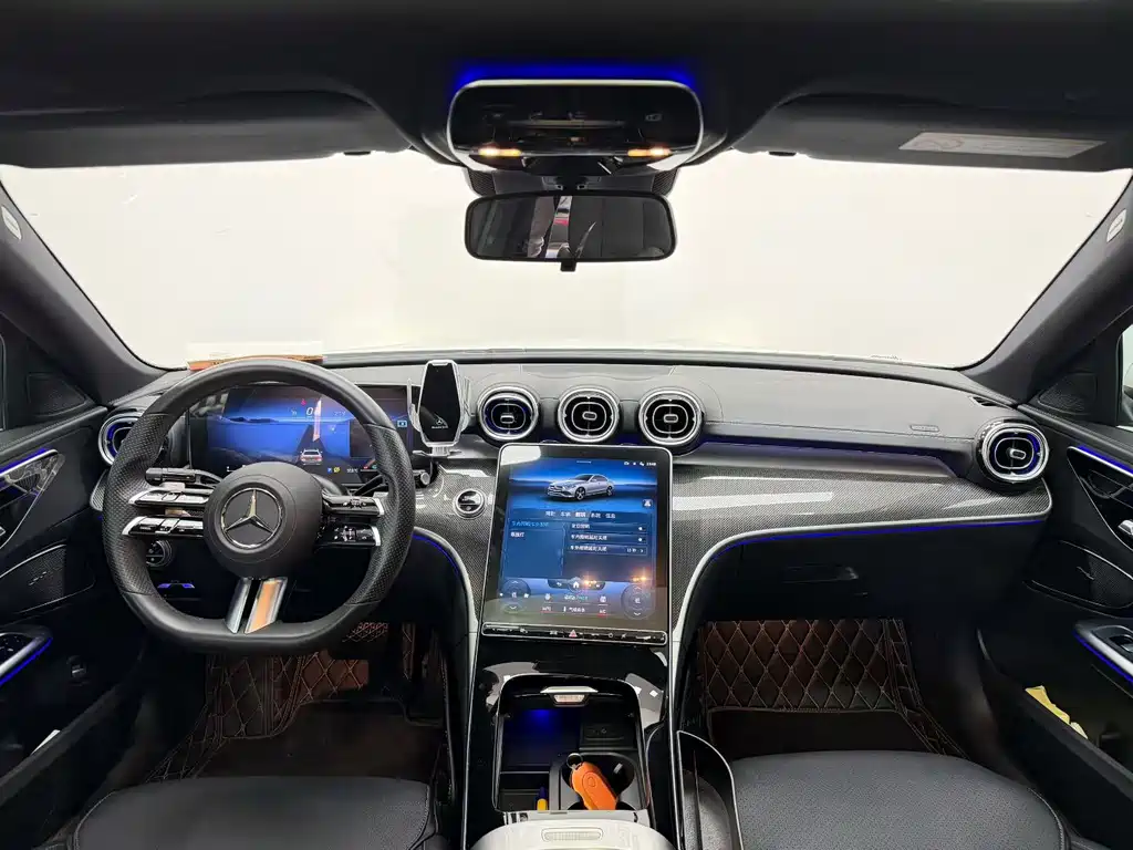 Mercedes-Benz C-Class — миниатюра 5