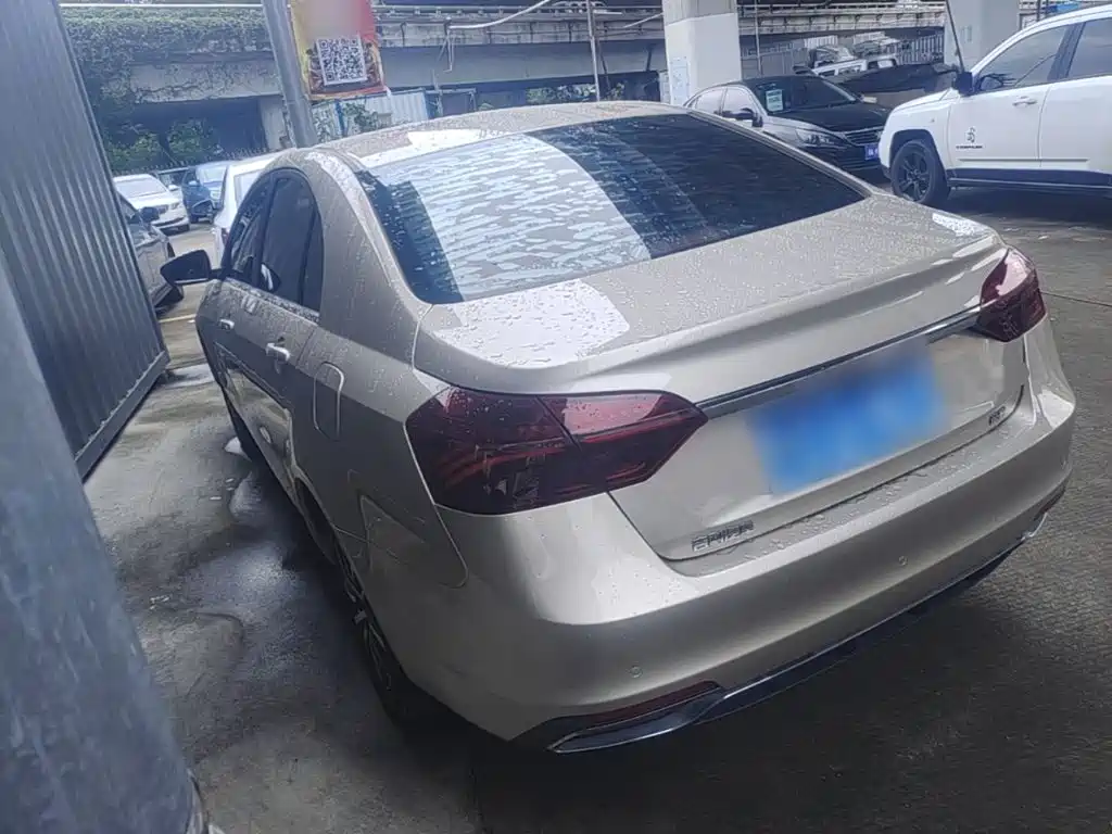 Geely Emgrand — миниатюра 5