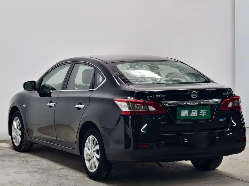 Nissan Sylphy — миниатюра 6