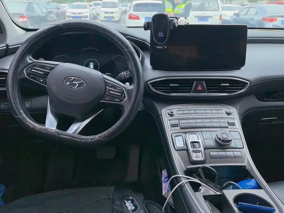 Hyundai Santa Fe — миниатюра 12