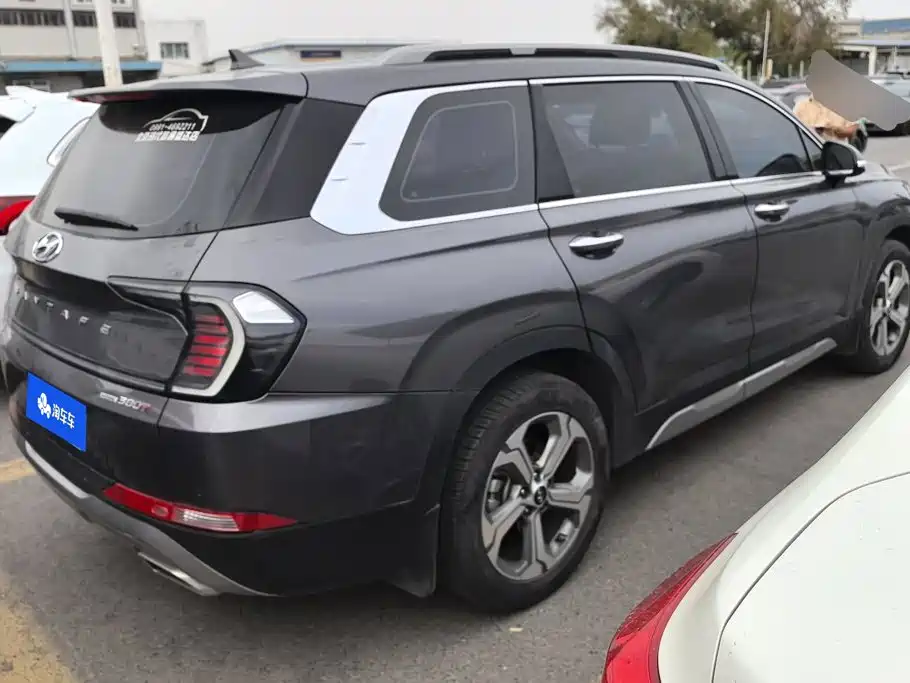 Hyundai Santa Fe — миниатюра 3