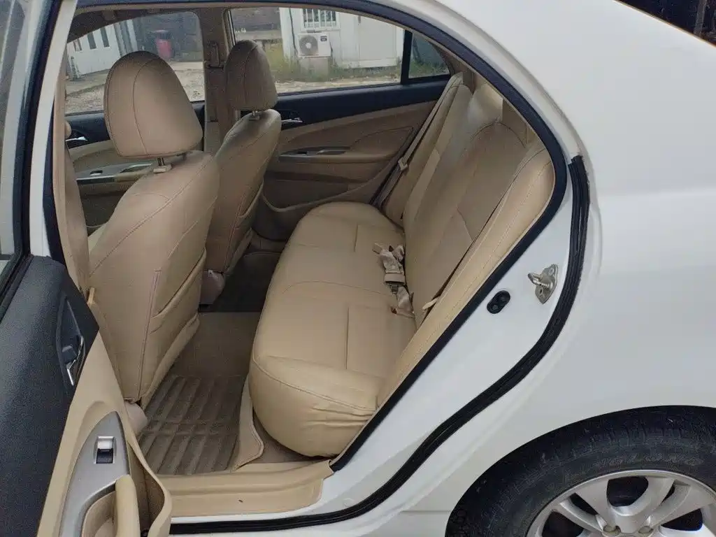 BYD F3 — миниатюра 18