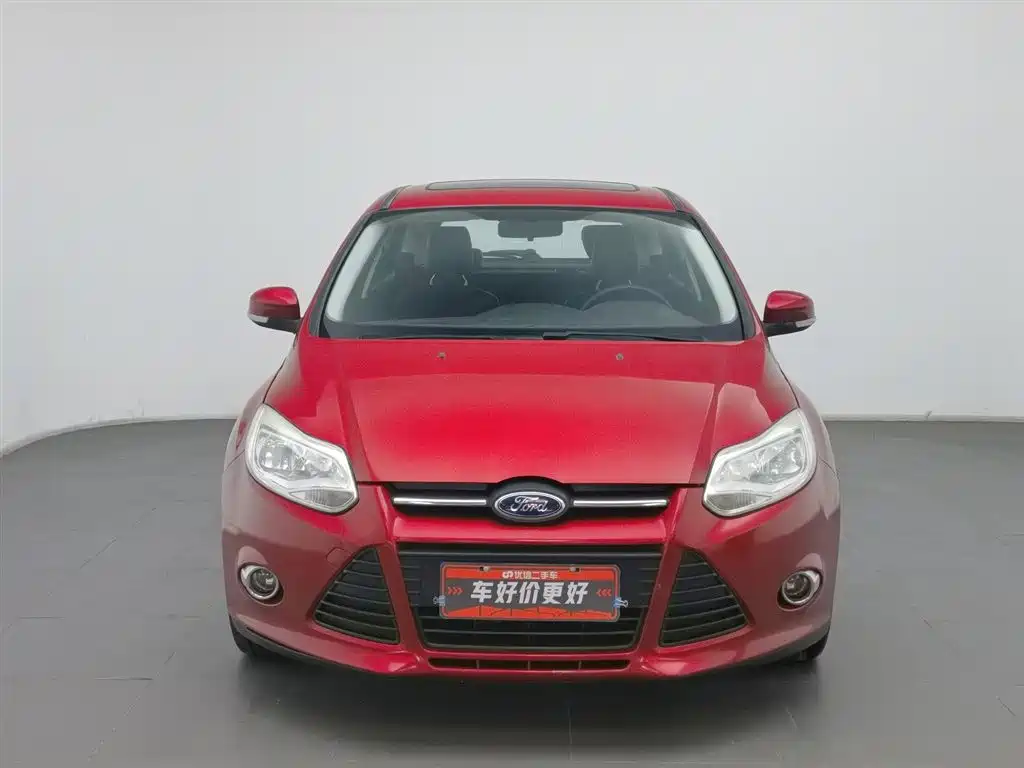 Ford Focus 2012 1.6L AT