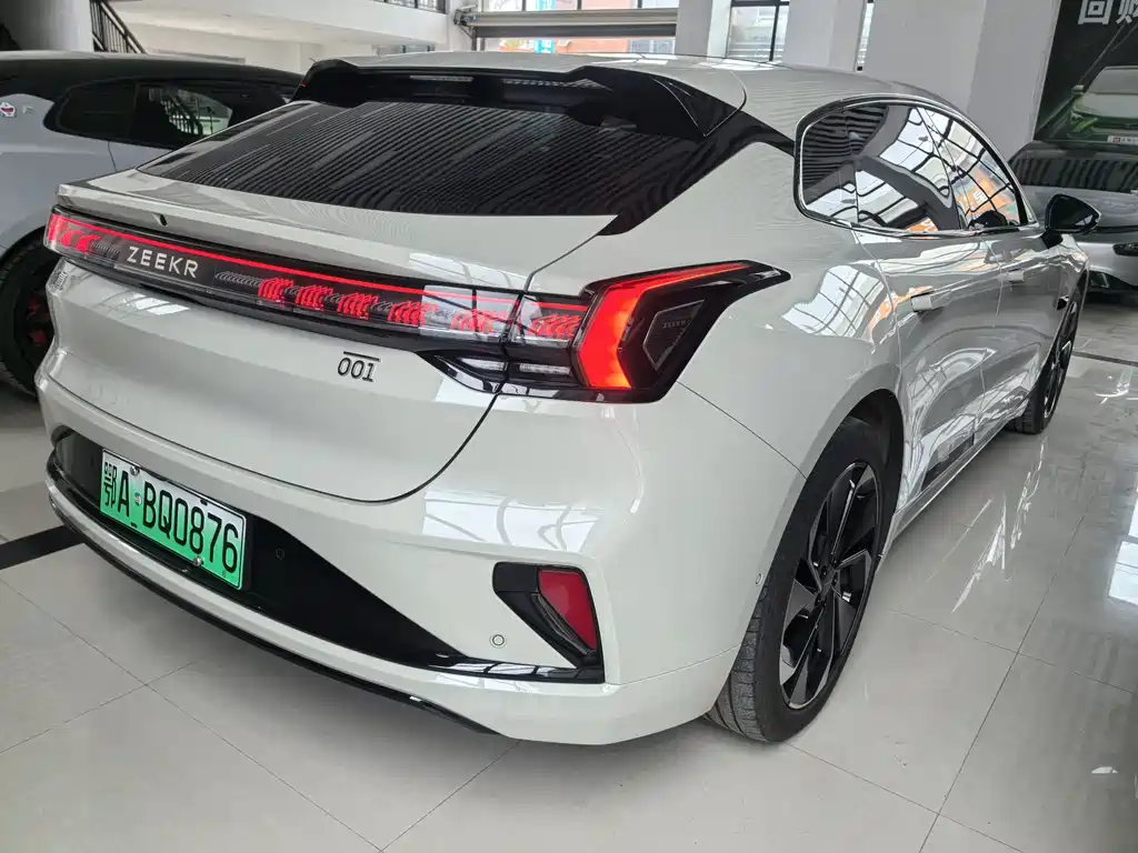 ZEEKR EXTREME KRYPTON 001