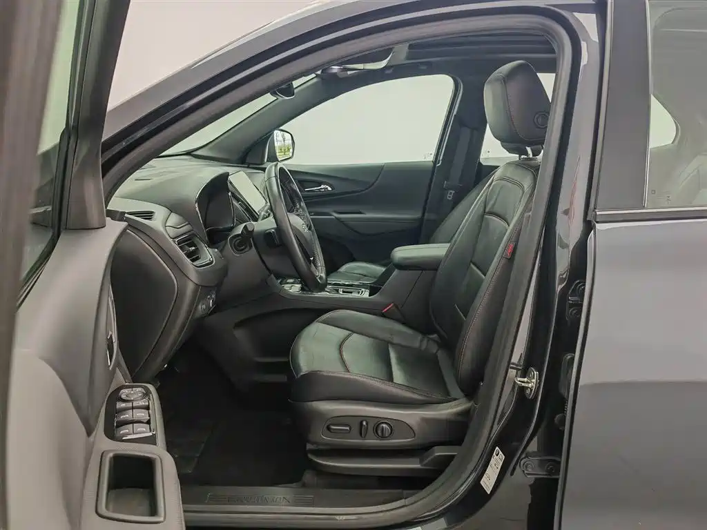 Chevrolet Equinox 2021 550T RS