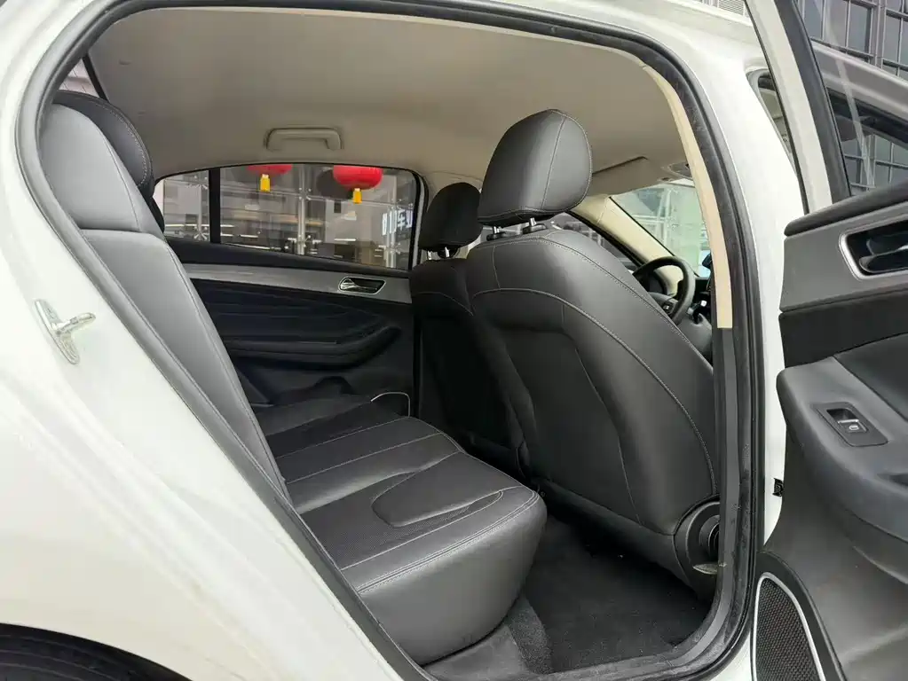 Chery New Energy Arrizo e — миниатюра 9