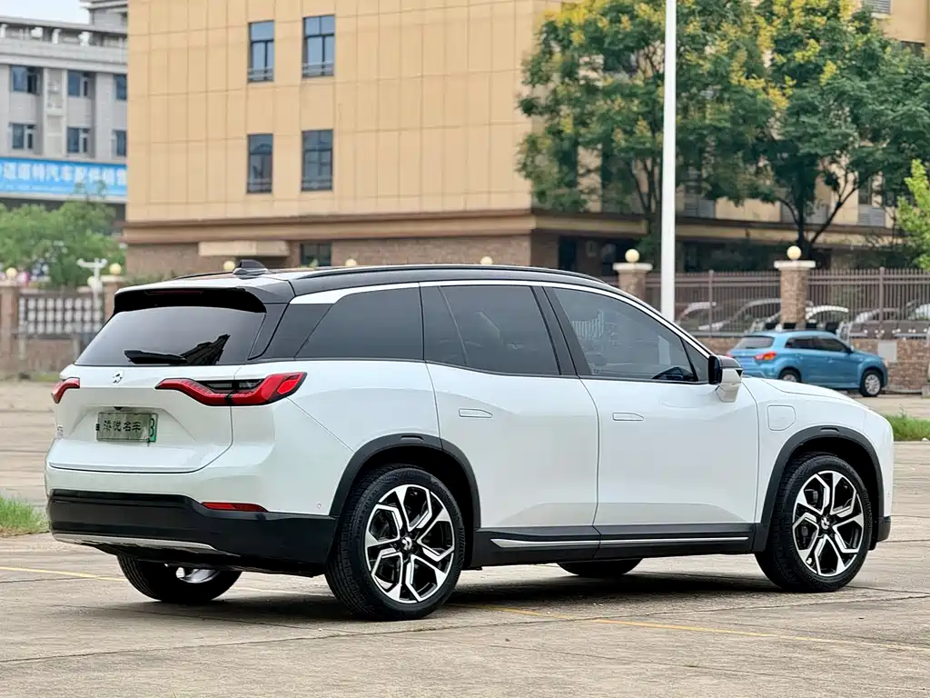 NIO ES8 — миниатюра 7