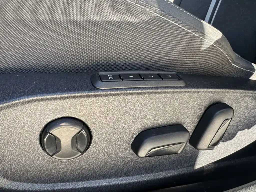 Volkswagen Golf — миниатюра 19