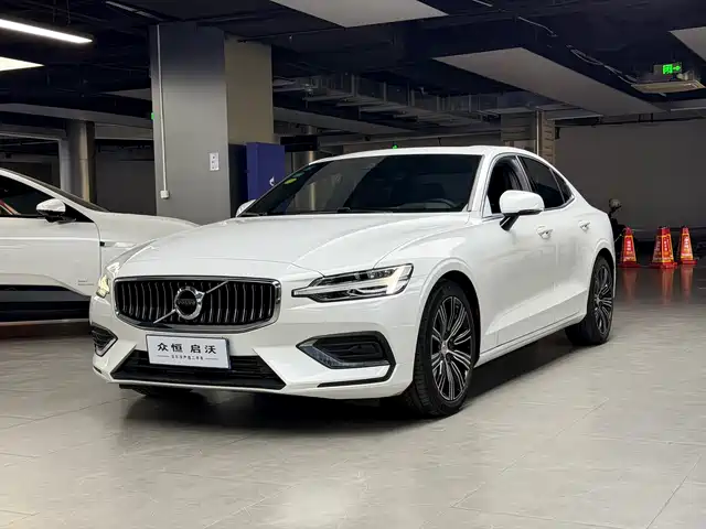 VOLVO S60 2020