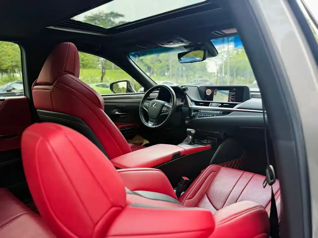 Lexus ES — миниатюра 15