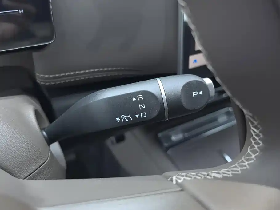 Wuling Xingguang 730 New Energy — миниатюра 16