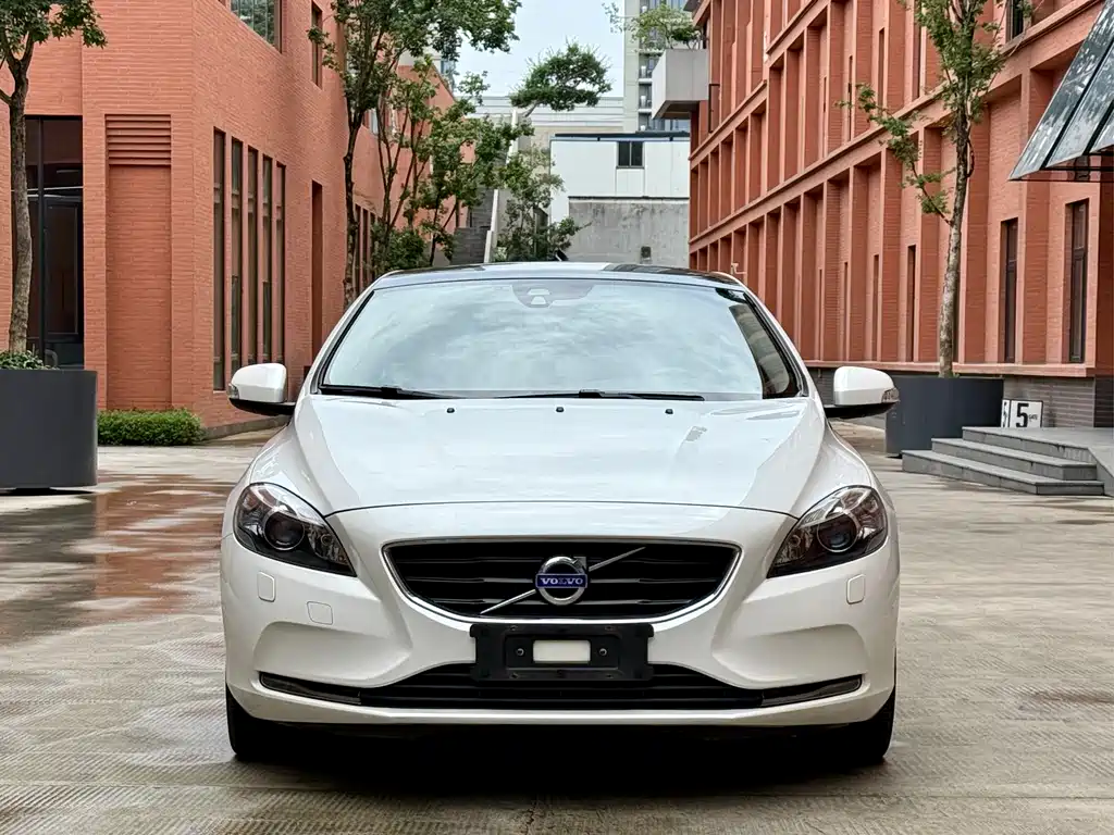 Volvo V40 2015 1.6T