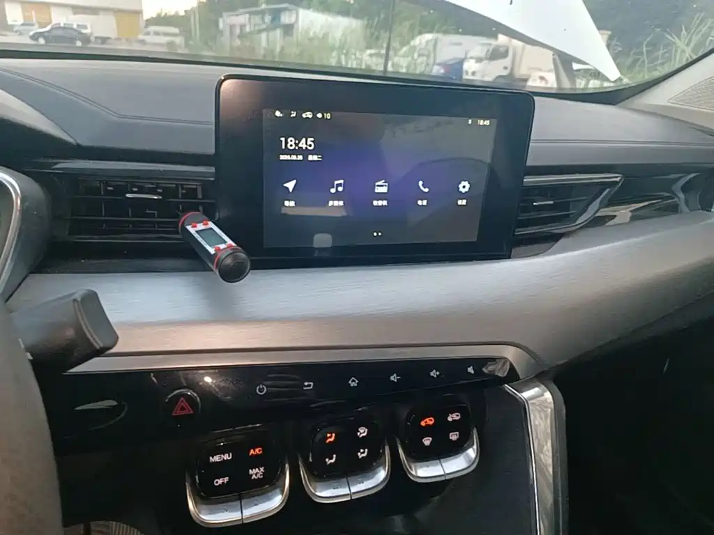 BAIC X3 — миниатюра 13