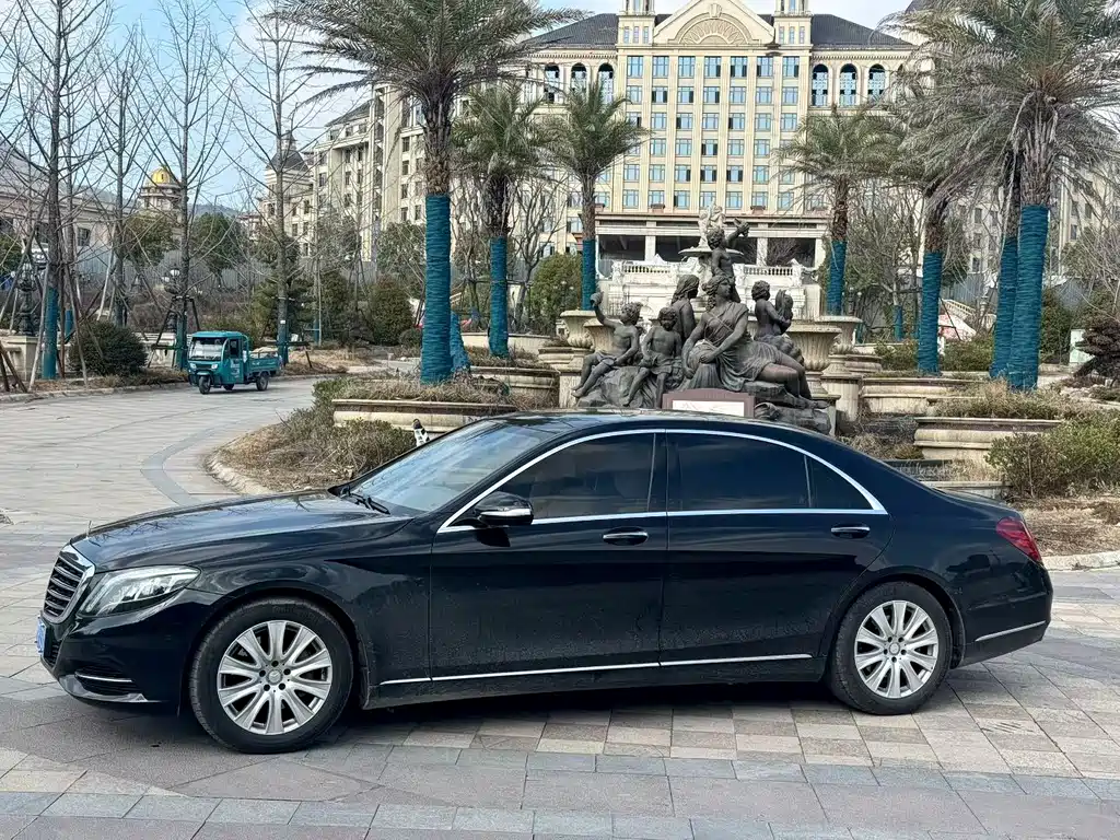 MERCEDES-BENZ S CLASS
