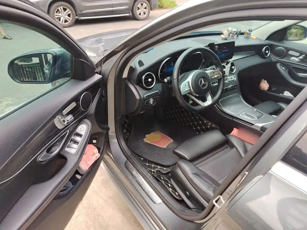Mercedes-Benz C-Class — миниатюра 17