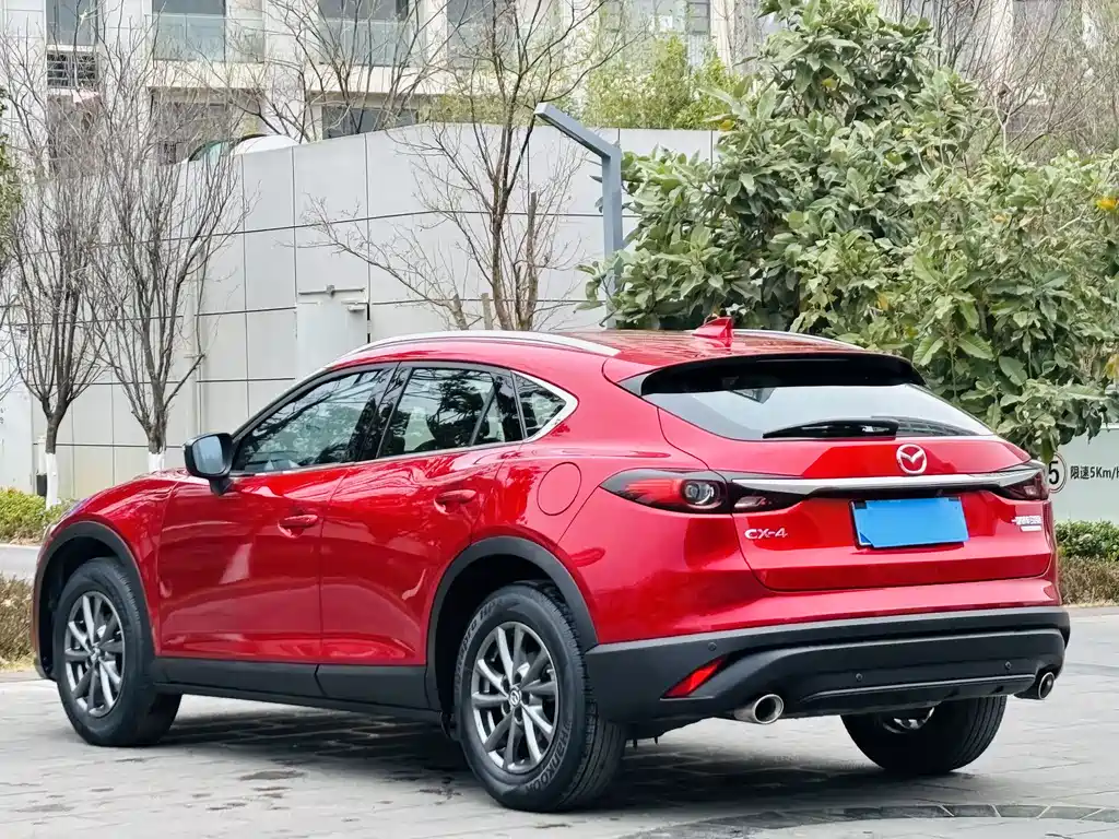 MAZDA CX 4