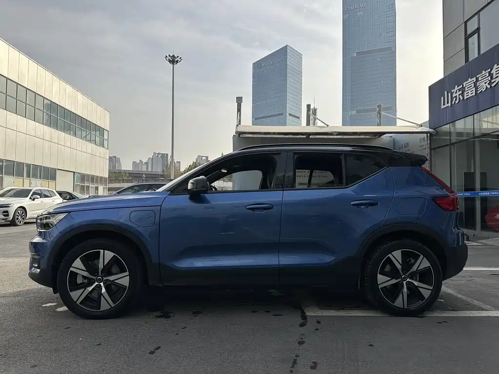 VOLVO XC40 NEW ENERGY
