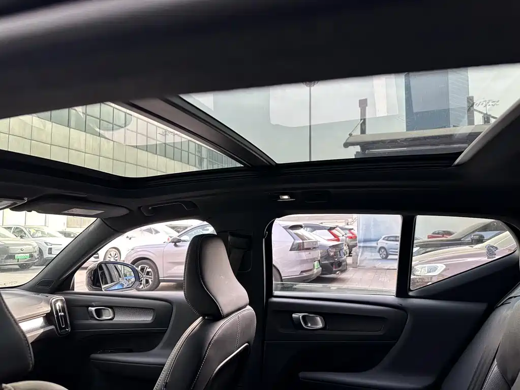 VOLVO XC40 NEW ENERGY