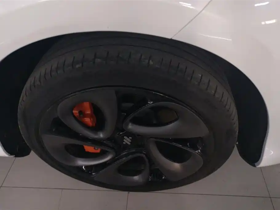 ZHIJI AUTOMOBILE ZHIJI LS6