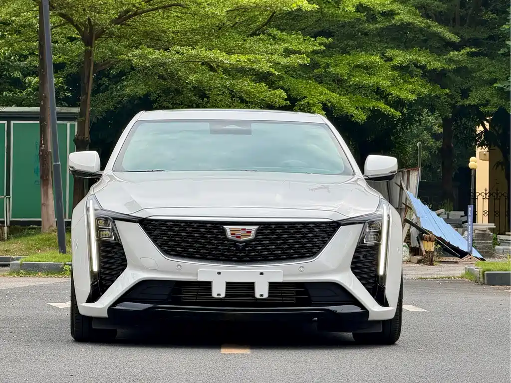 Cadillac CT5 — миниатюра 3
