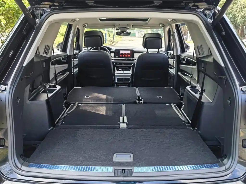Volkswagen Teramont — миниатюра 12