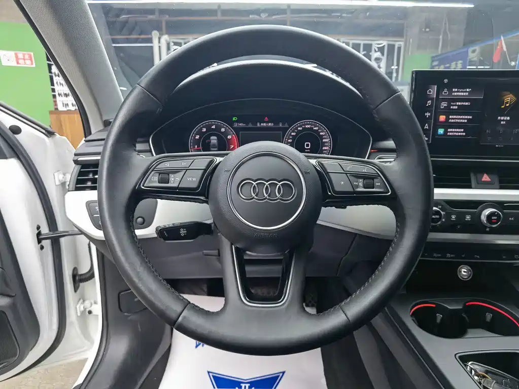 Audi A4L — миниатюра 10