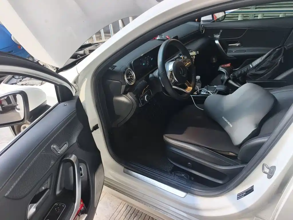 Mercedes-Benz A-Class — миниатюра 12