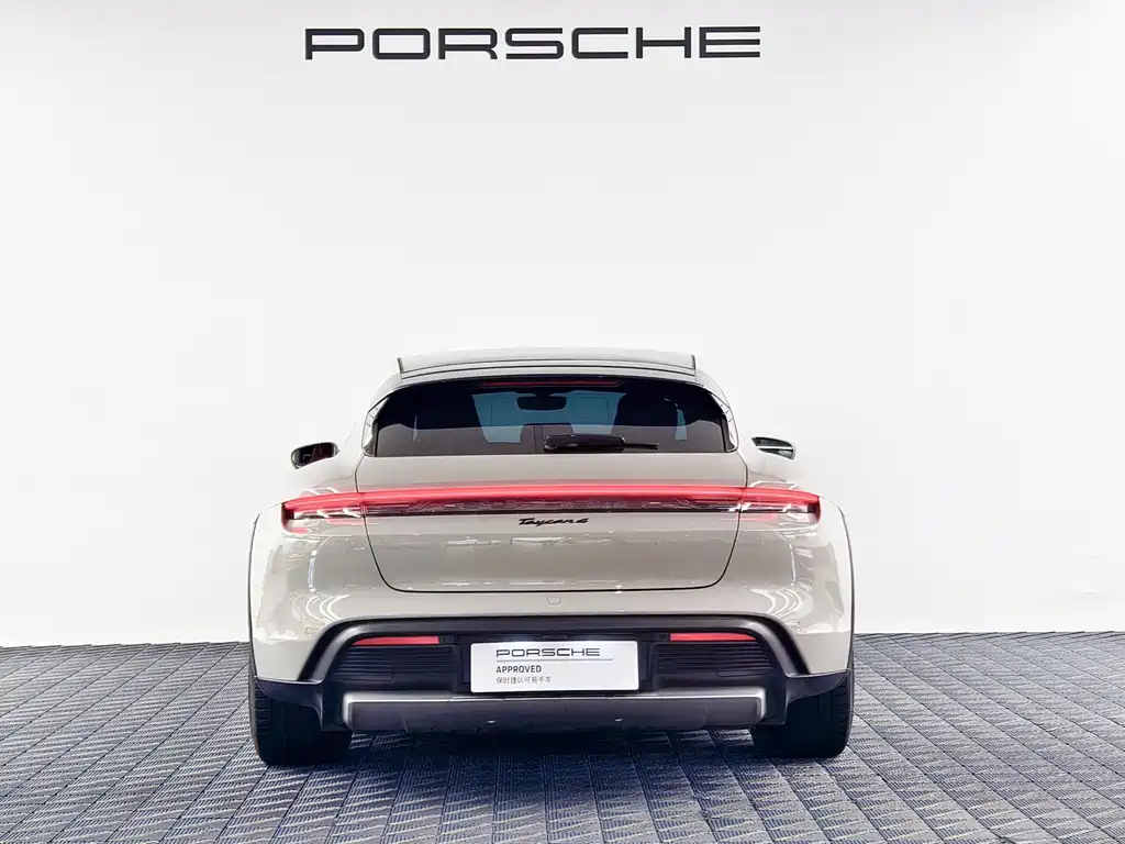 Porsche Taycan — миниатюра 6