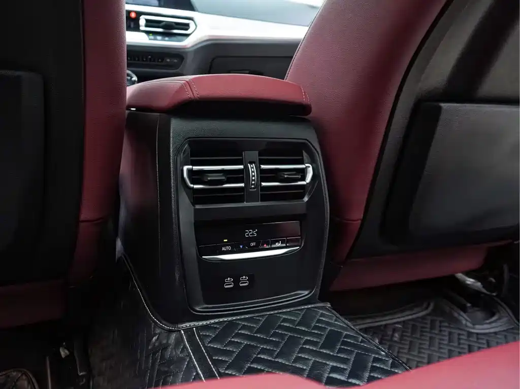 BMW 3 Series — миниатюра 18