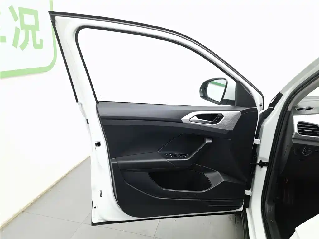 VOLKSWAGEN EXPLORING THE SHADOW