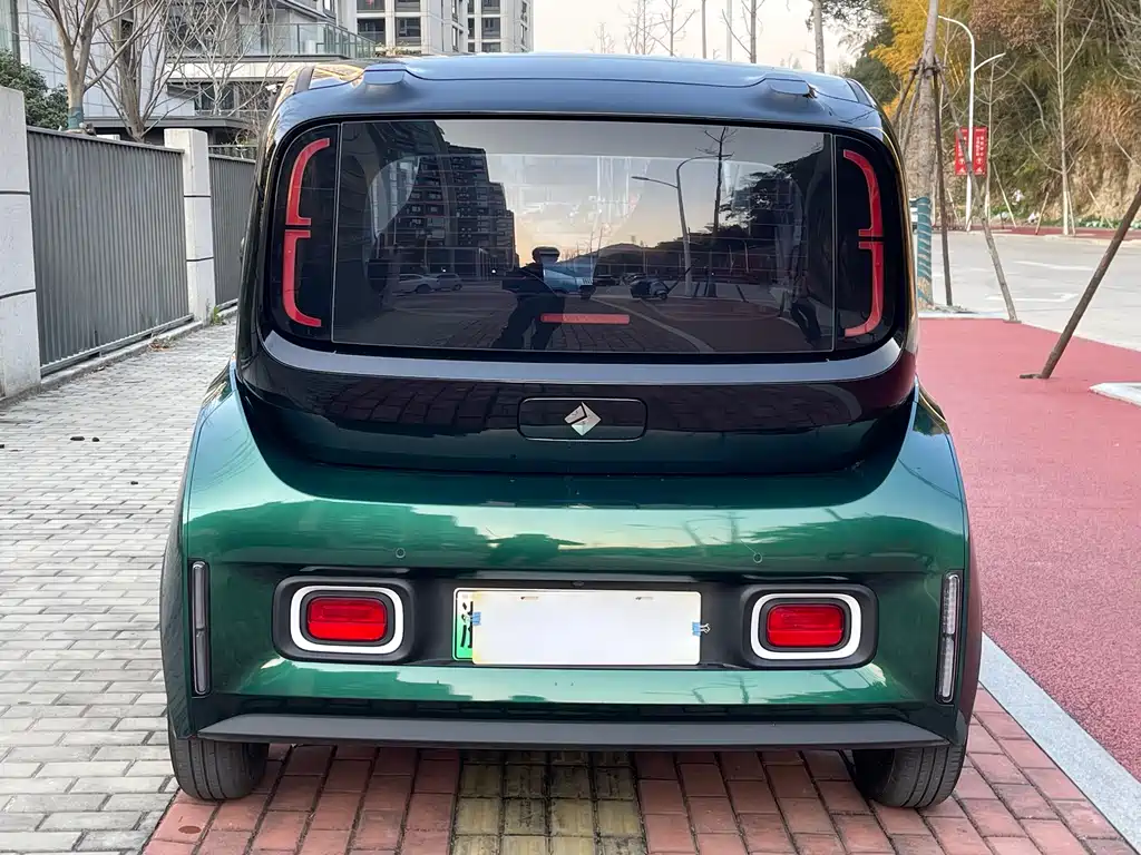 BAOJUN KIWI EV