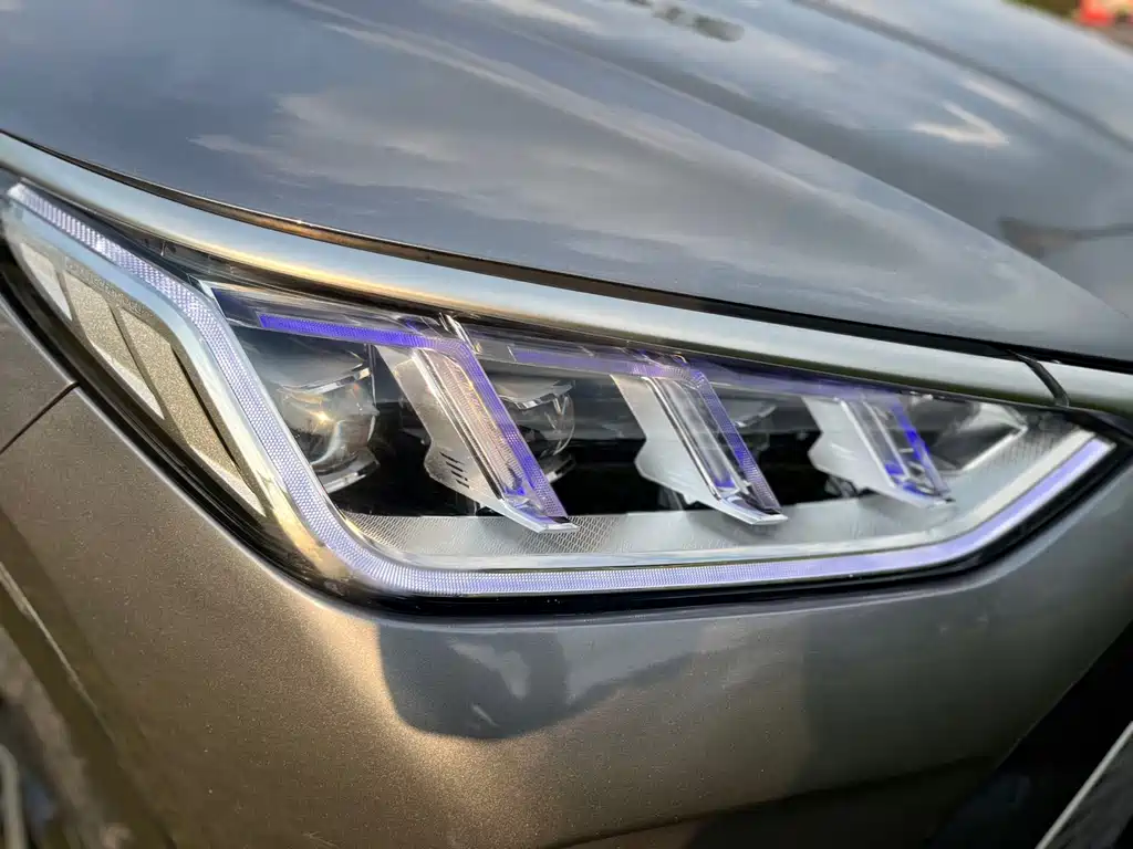 BYD PLUS New Energy — миниатюра 12