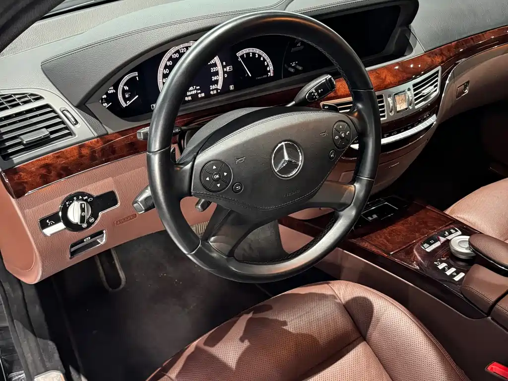Mercedes-Benz S-Class — миниатюра 10