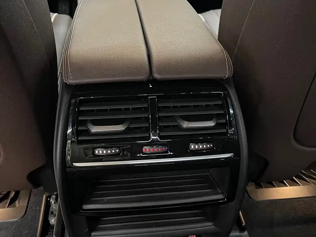 BMW 5 SERIES NEW ENERGY