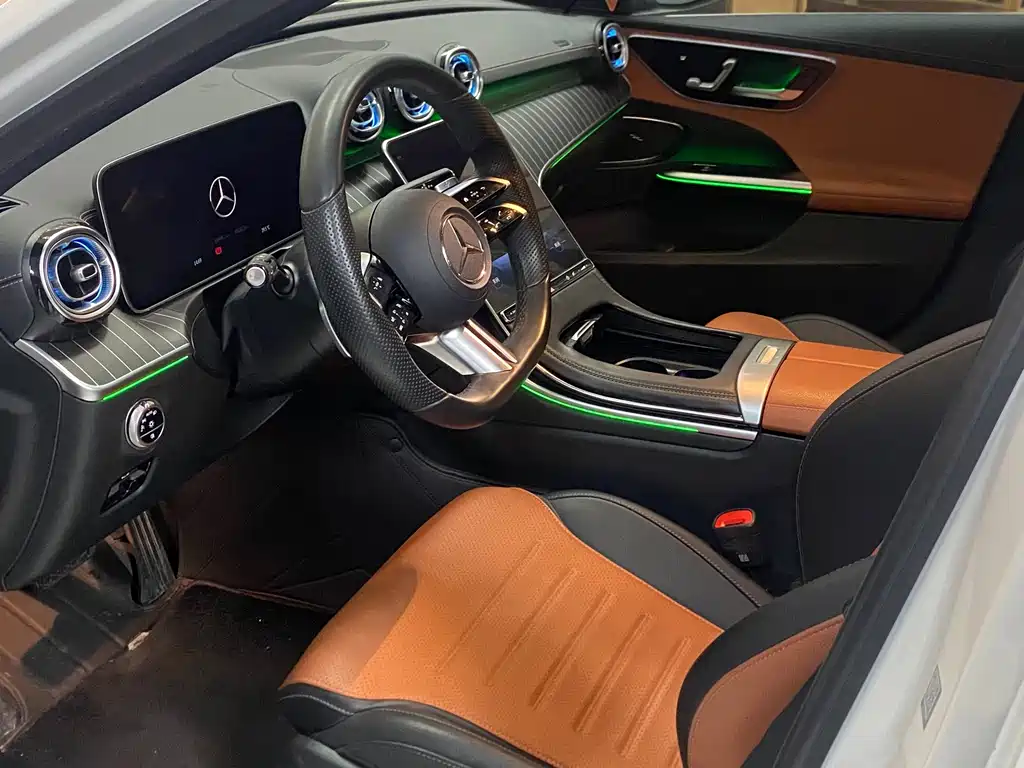Mercedes-Benz C-Class — миниатюра 10