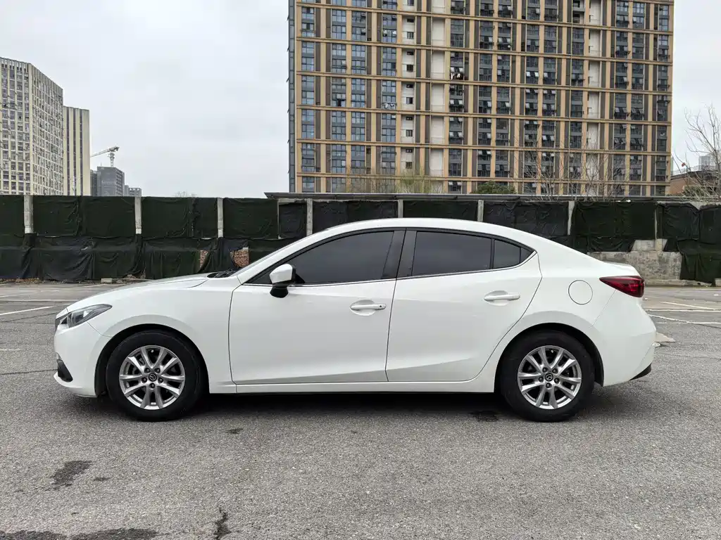 MAZDA 3 ANGKESAILA