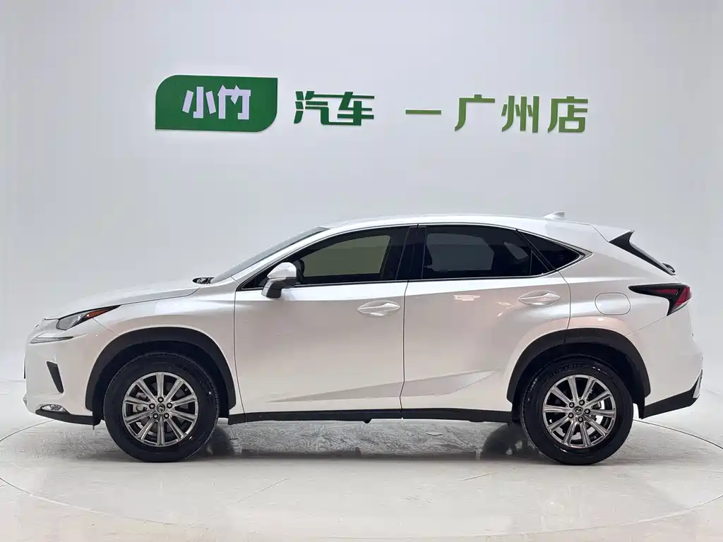 Lexus NX — миниатюра 8