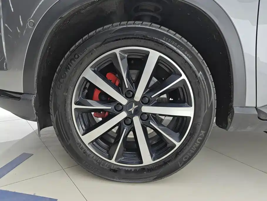 XPeng G3 — миниатюра 6