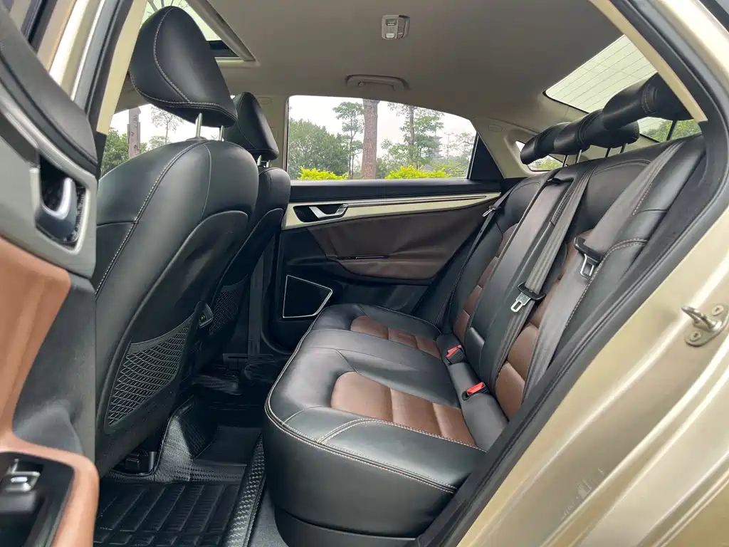 Geely Emgrand GL GL 2017 1.3T DCT Luxury