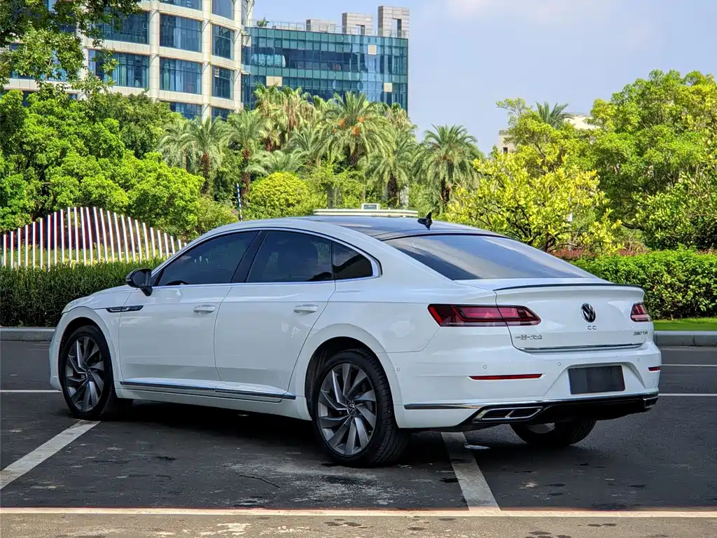 Volkswagen CC — миниатюра 18