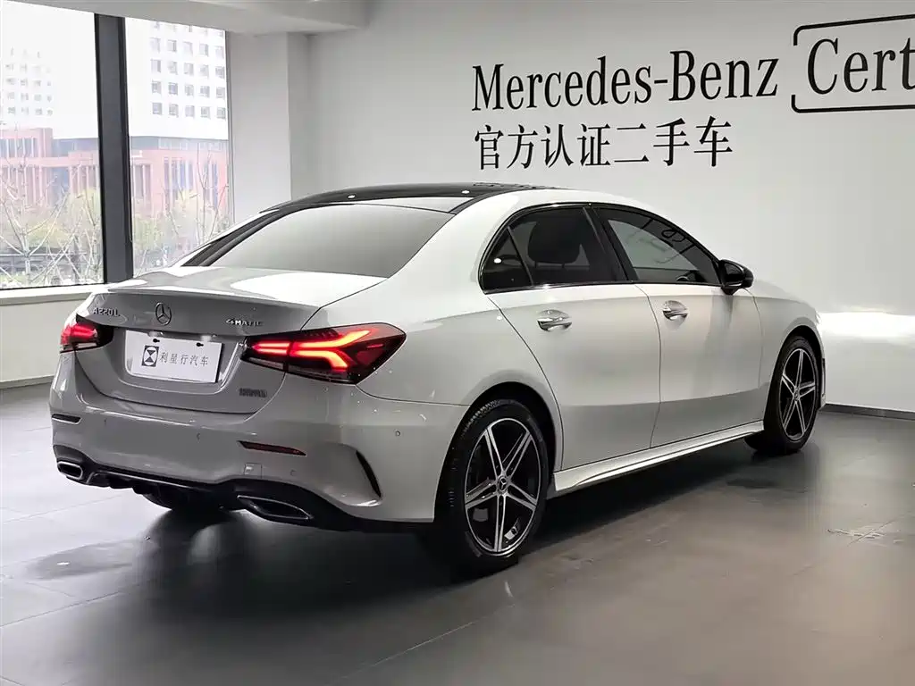 MERCEDES-BENZ A CLASS