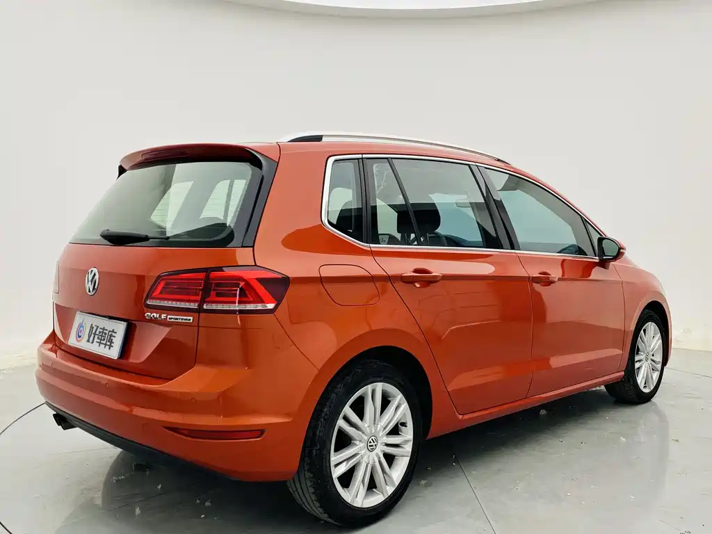 Volkswagen Golf · 2016 230TSI AT Luxury