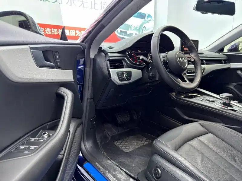 Audi A5 (Import) — миниатюра 12