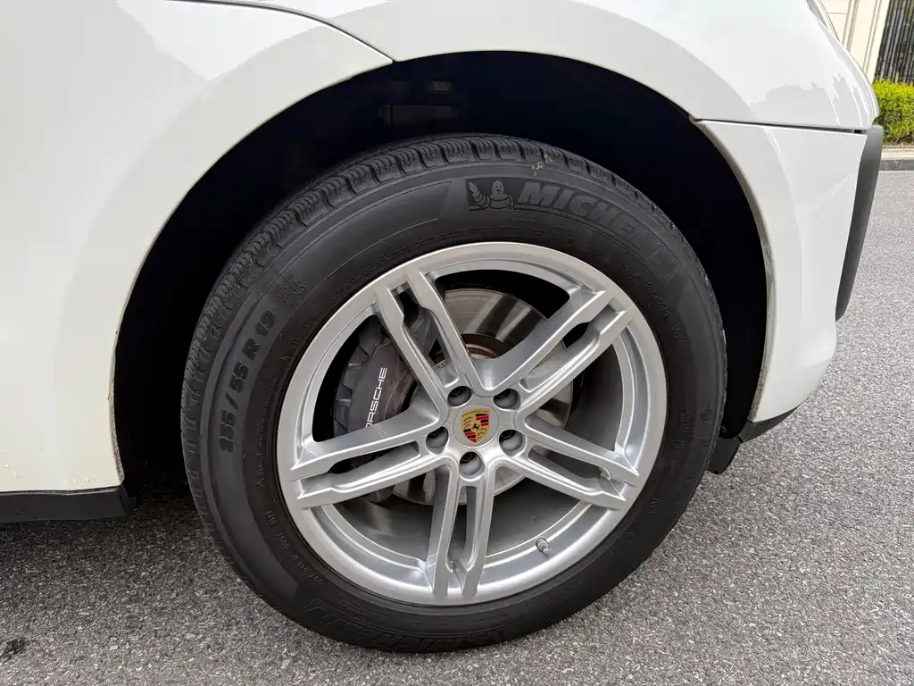 Porsche Macan — миниатюра 18