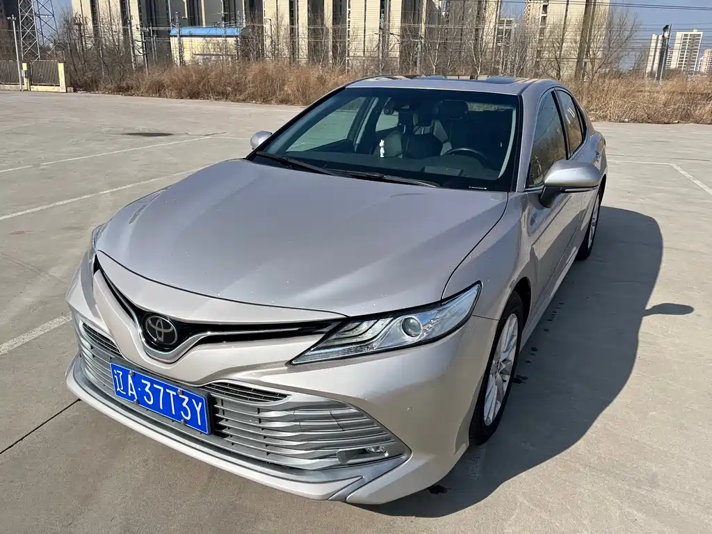 Toyota Camry 2019