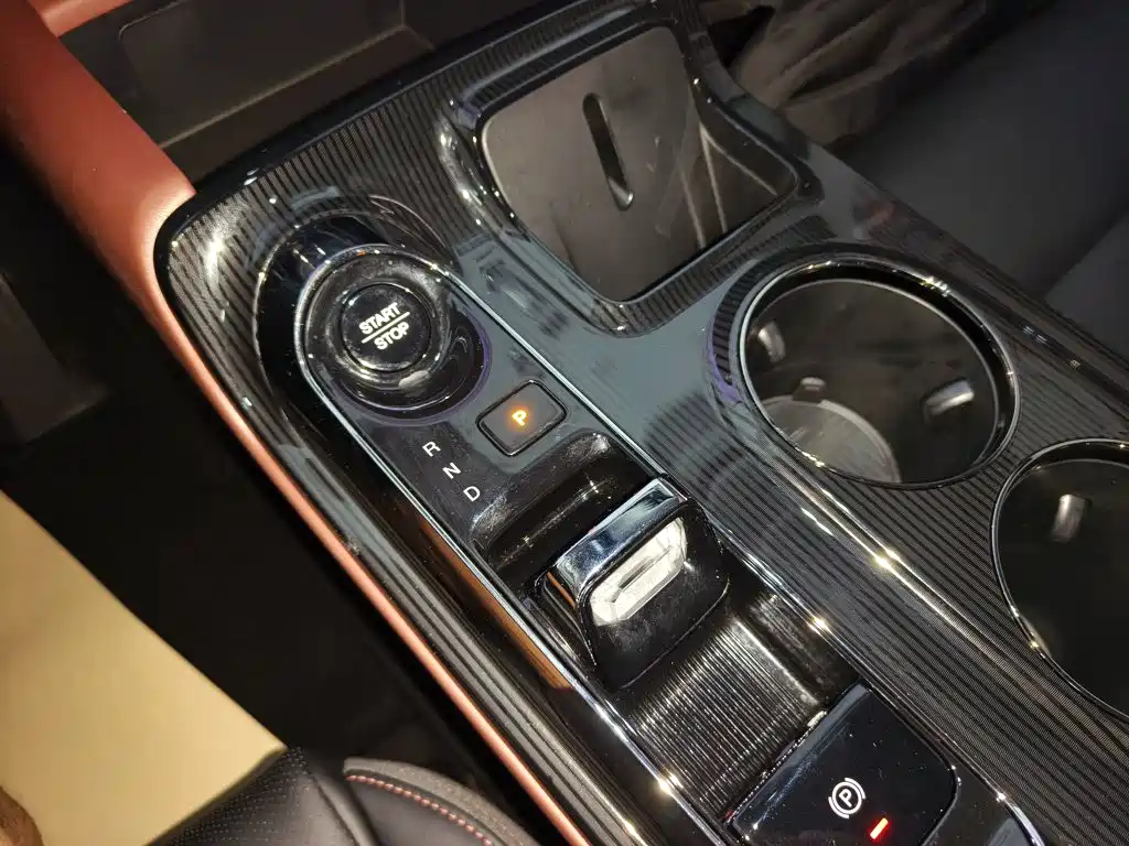GAC Motor 传祺E8 PHEV — миниатюра 14