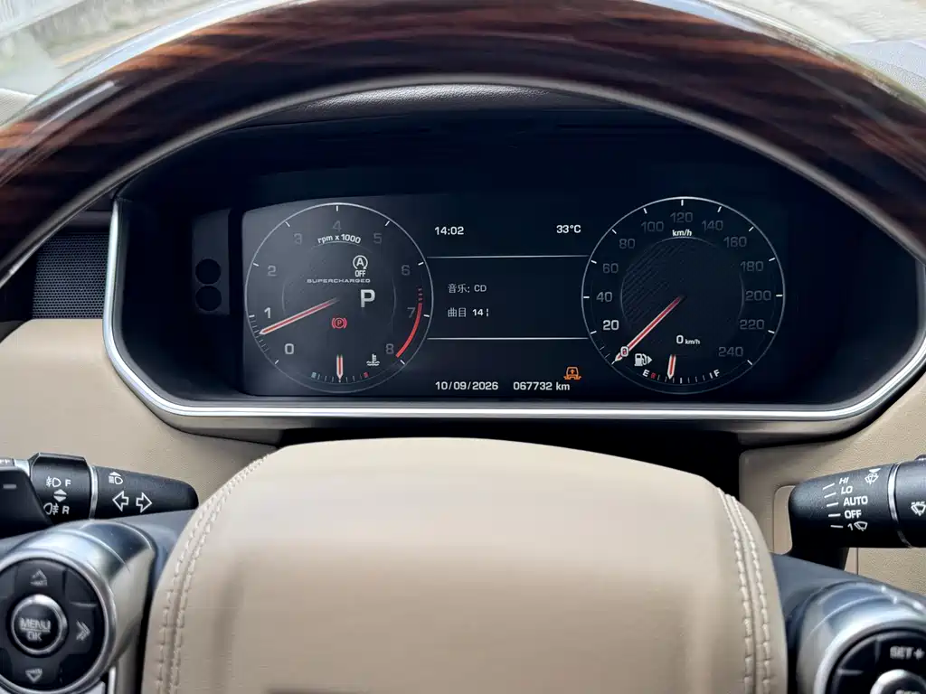 Land Rover Range Rover — миниатюра 17