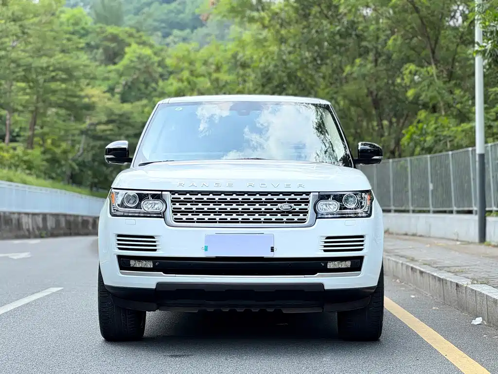 Land Rover Range Rover — миниатюра 6