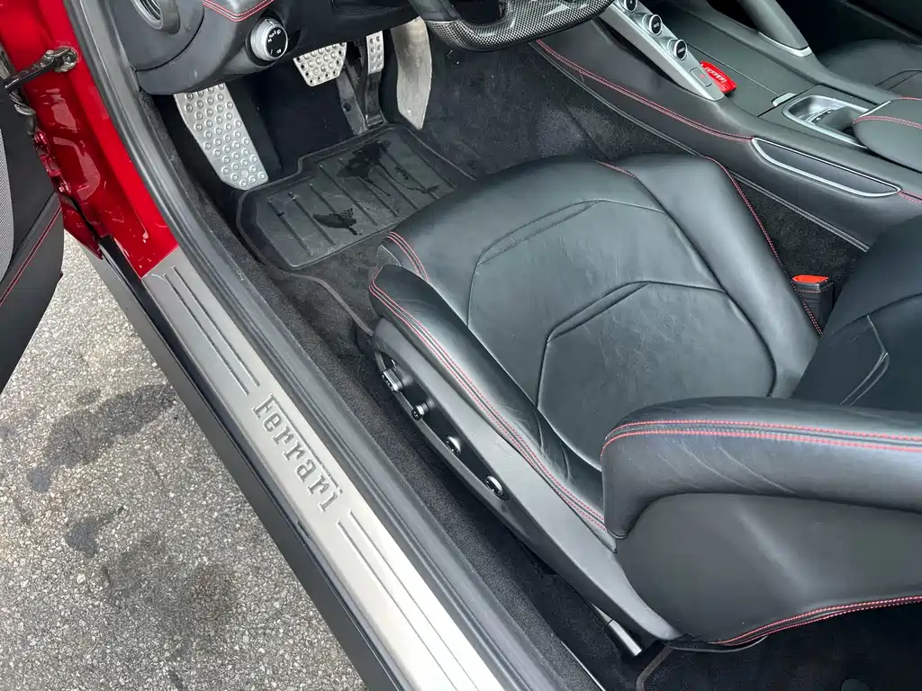Ferrari GTC4Lusso — миниатюра 3