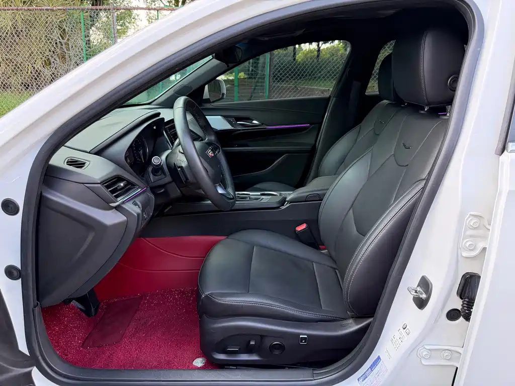 Cadillac CT4 28T Luxury Type, фото 10